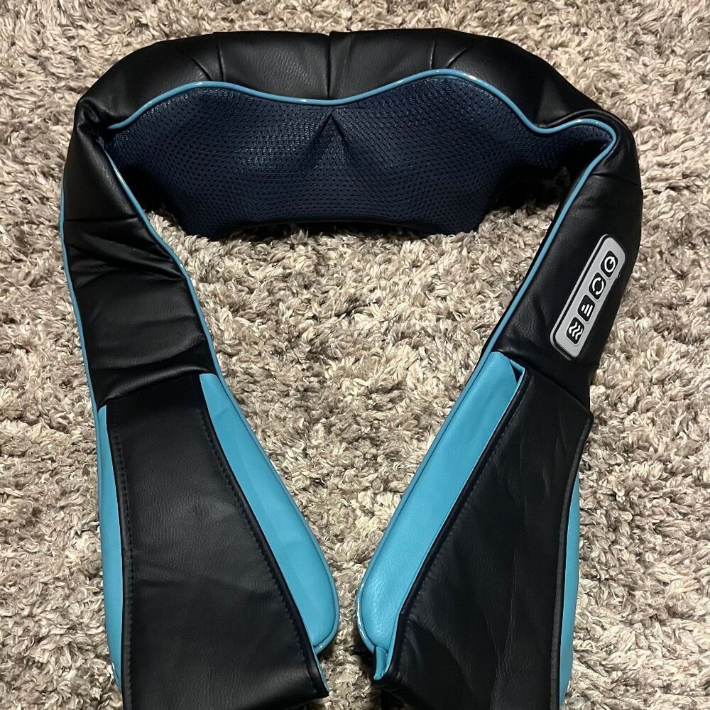 Over Shoulder Shiatsu Neck & Back Massager with Heat